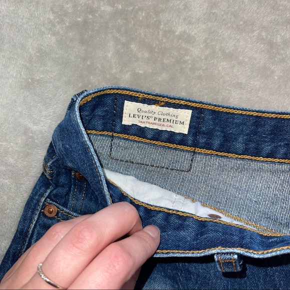 Levi's Wedgie Button Fly Medium Dark Wash Jeans 29 - Picture 9 of 10